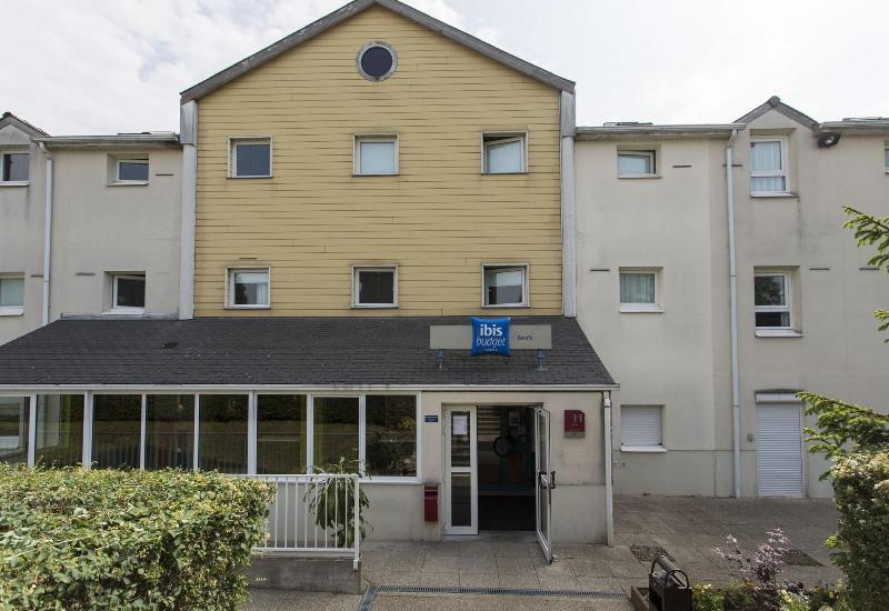 Ibis Budget Senlis Senlis  Exterior photo