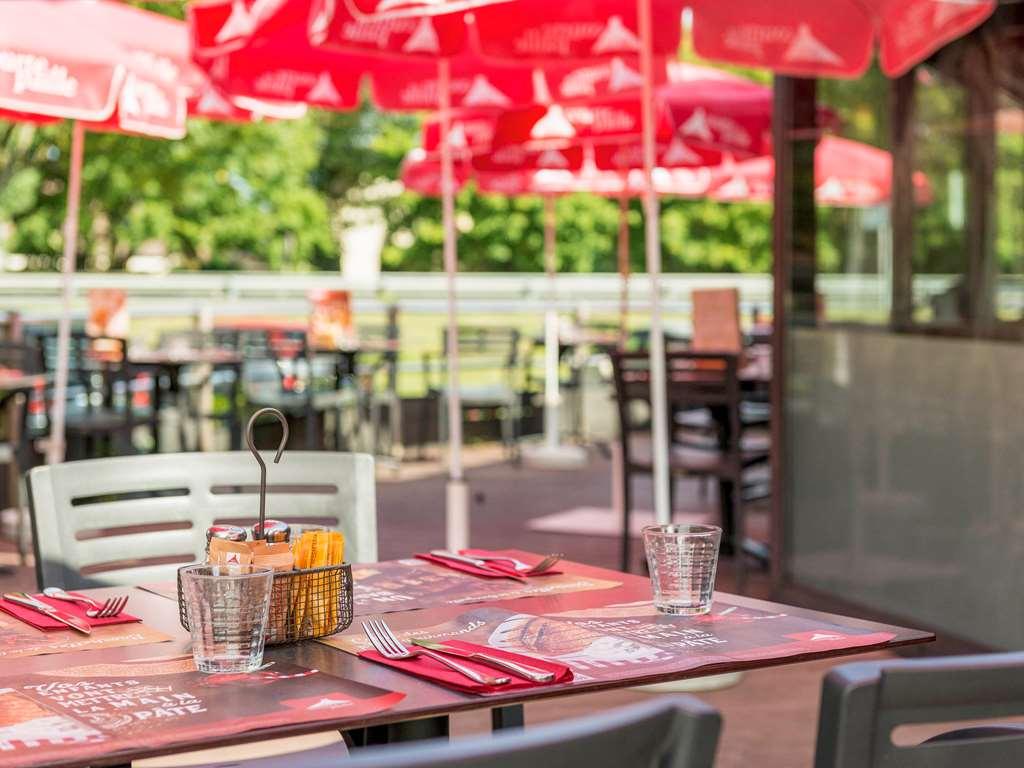 Ibis Budget Senlis Senlis  Restaurant photo